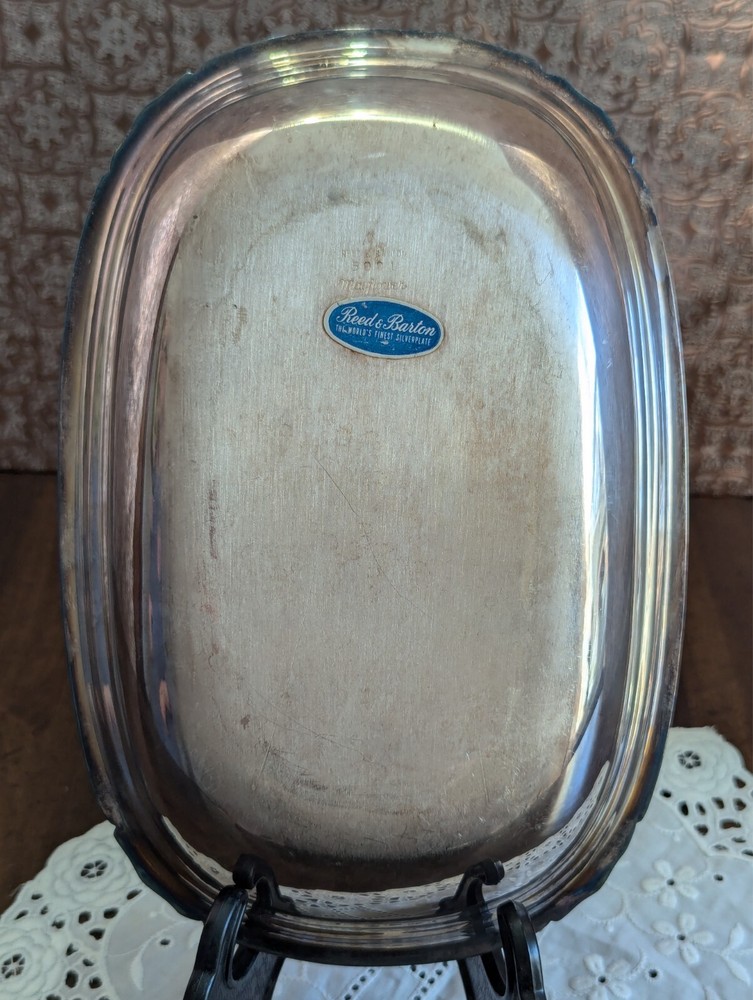 VTG "REED & BARTON" SILVERPLATED SERVING TRAY "Mayflower" #5001 design, PREOWN