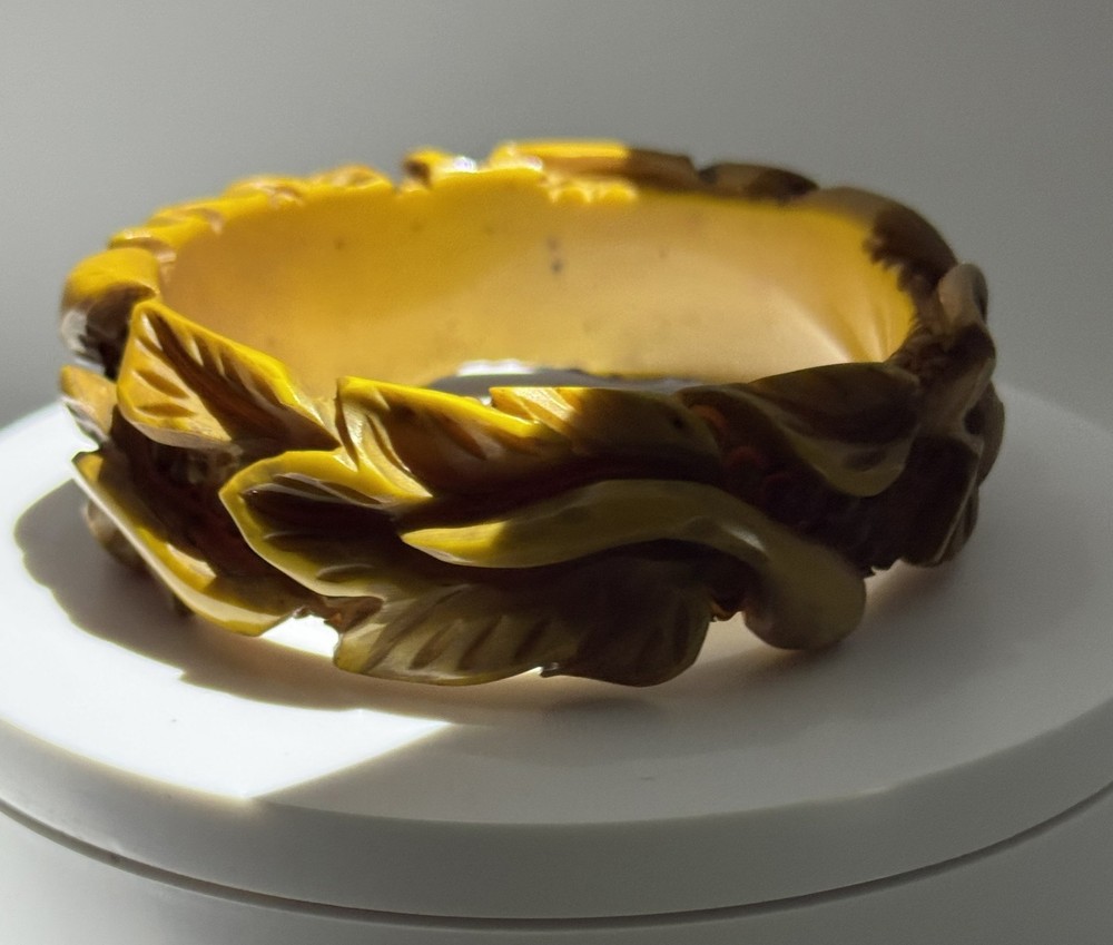 Butterscotch, deeply carved leaf design Bakelite bracelet; crazy good; tested