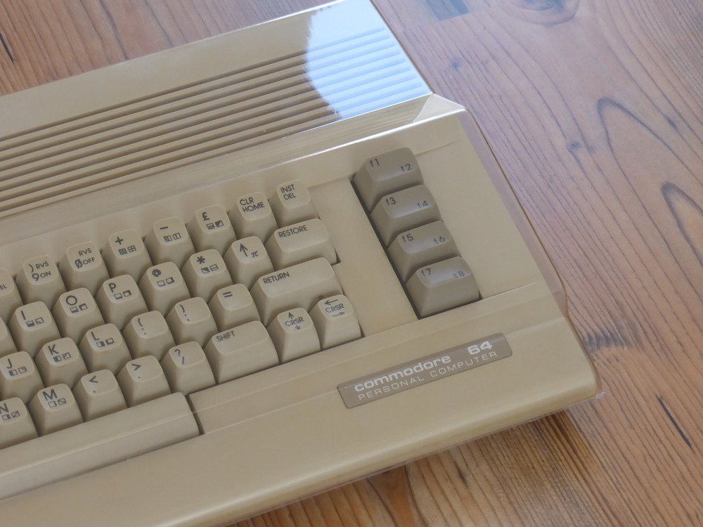 Commodore C64C cover, new. Commodore C-64C Dust Cover, NEW