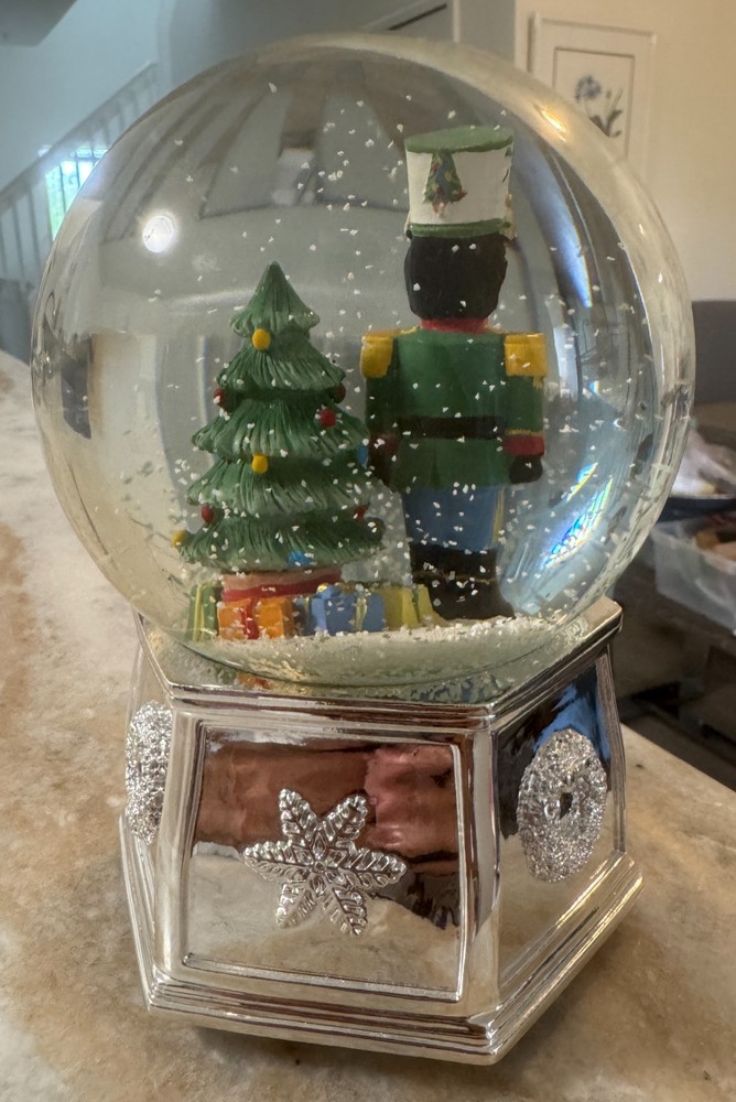 Spode Christmas Tree Snow Globe 7" Musical Nutcracker Snow Globe S3324-A21
