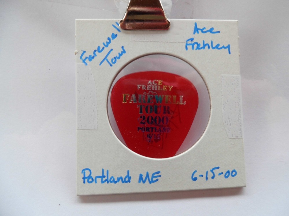 KISS ACE FREHLEY 6/15/00  GUITAR PICK~READ DESCRIPTION #5/18