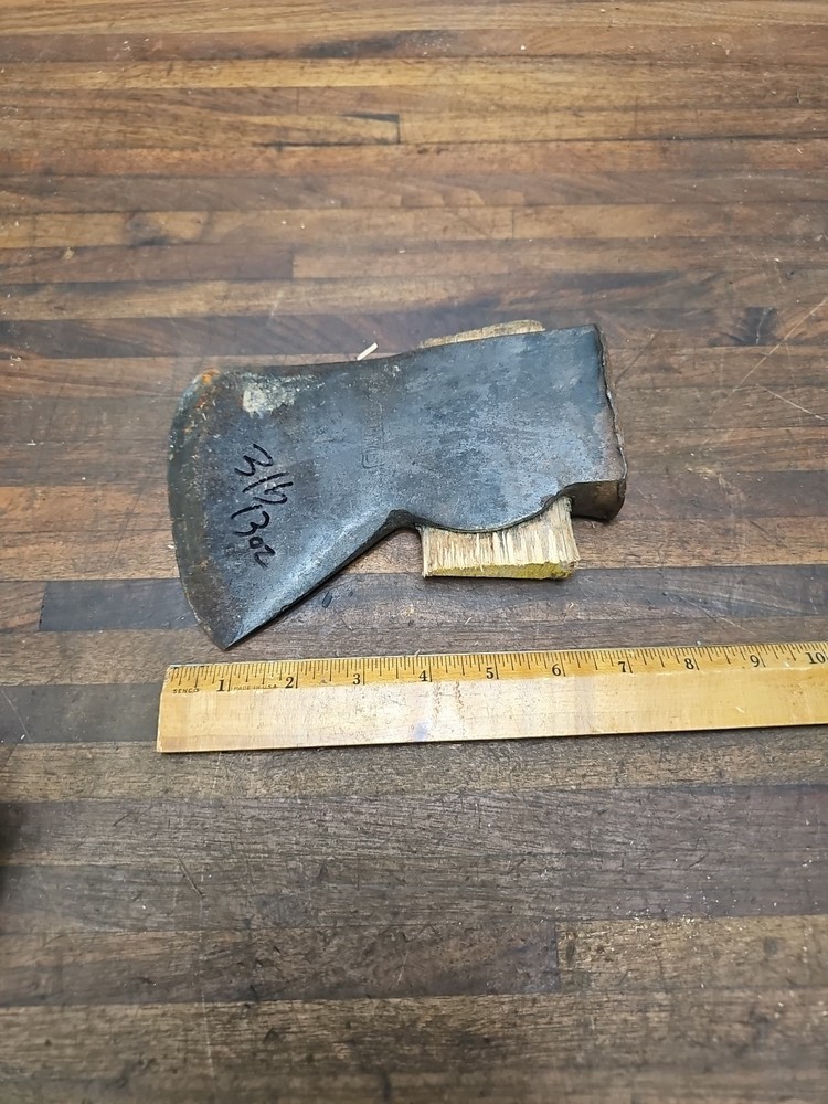 D28- Vintage Plumb Rockaway Pattern Axe Head 3 lb 13 oz