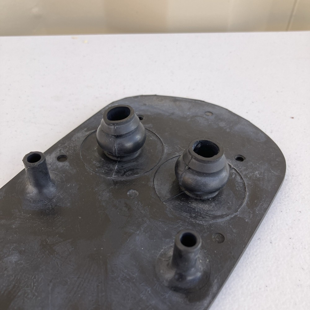 INDIAN CHIEFTAIN SPRINGFIELD CHALLENGER PURSUIT FLOORBOARD PAD Left Or Right
