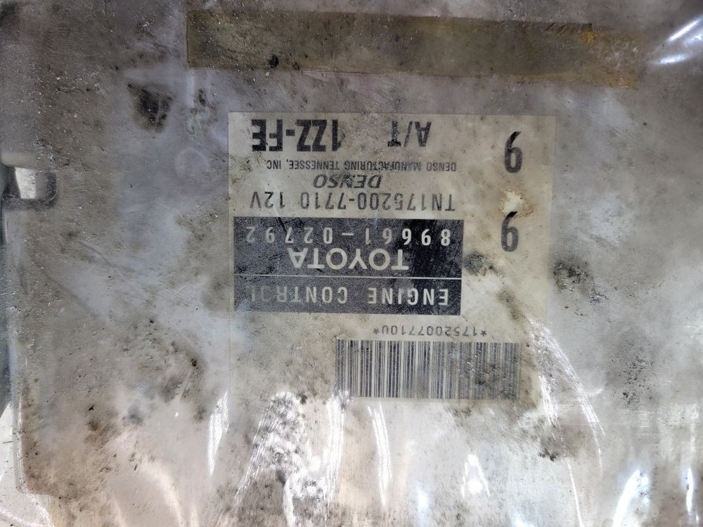 2000 2001 2002 TOYOTA COROLLA 1.8L ENGINE CONTROL MODULE ECM 89661-02792