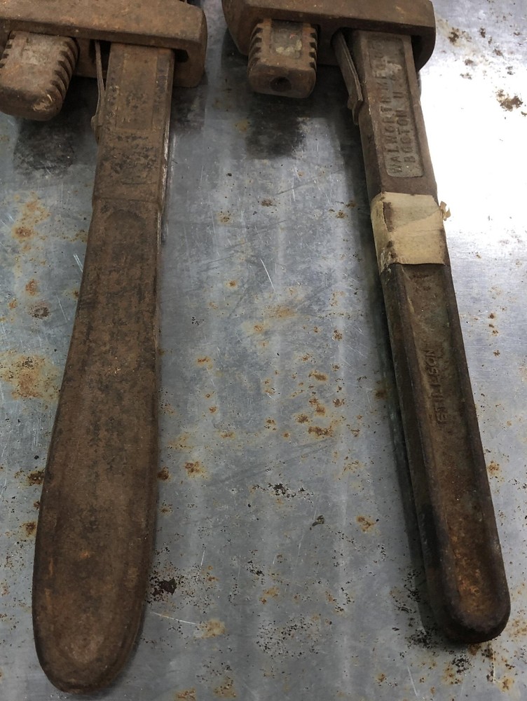 2 Pipe Wrenches 14'' Crusader Walworth Stillson vintage monkey