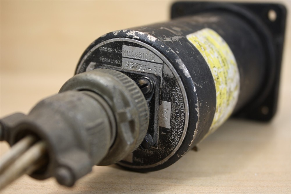 The Liquidometer Corp EA711-C-5 Fuel Quantity Indicator