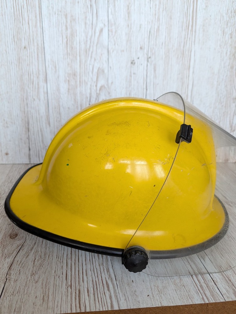 CROMWELL YELLOW FIRE HELMET WITH VISOR