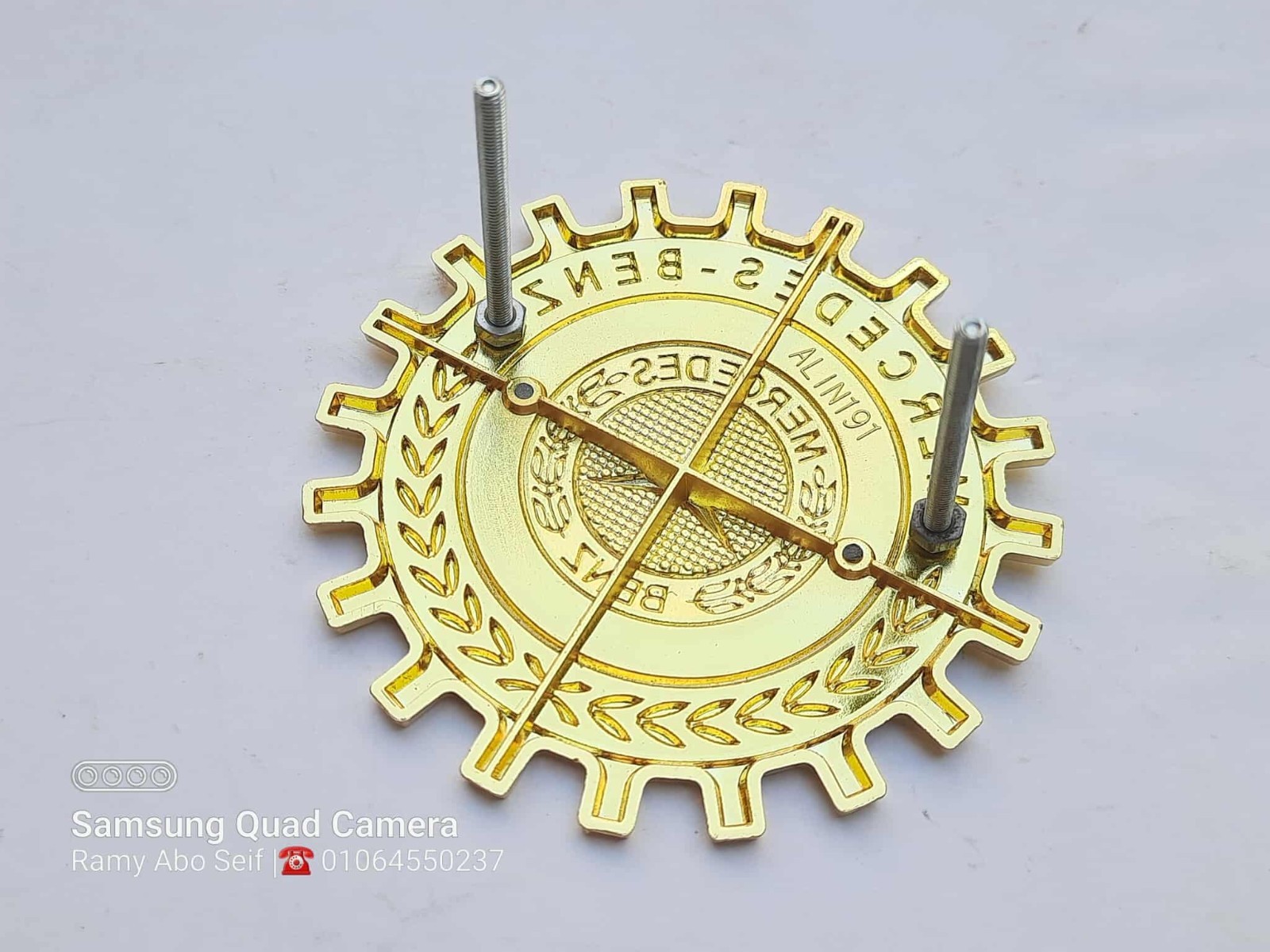 Mercedes-Benz Metal Vintage Badge for the Front Grille.A classic &unique piece