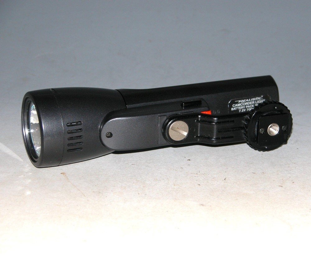 Realistic Quartz Halogen Camcorder Light Hotshoe Mount