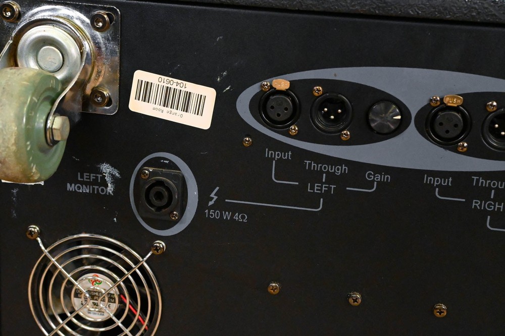 B-52 Matrix 1000 15" Active Subwoofer CG01UTF