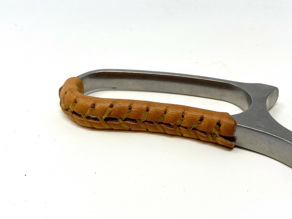 DIY - Leather Lever Wrap