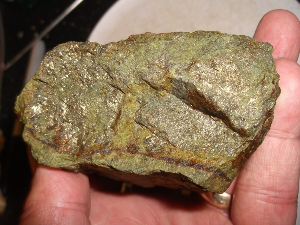 Gold, silver, copper, 418 grams samples ,ore high grade .