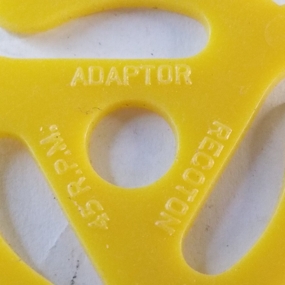 Recoton 45 RPM Record Insert Spindle Adapter Yellow