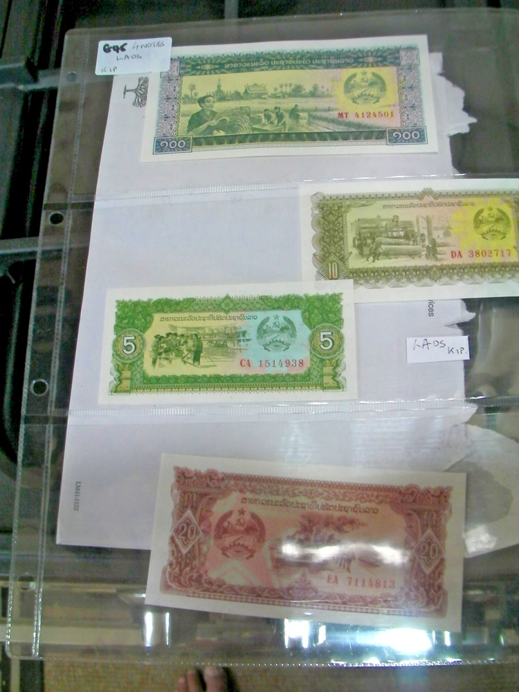 BANK NOTES WORLD     4  NOTES  G45  LAOS