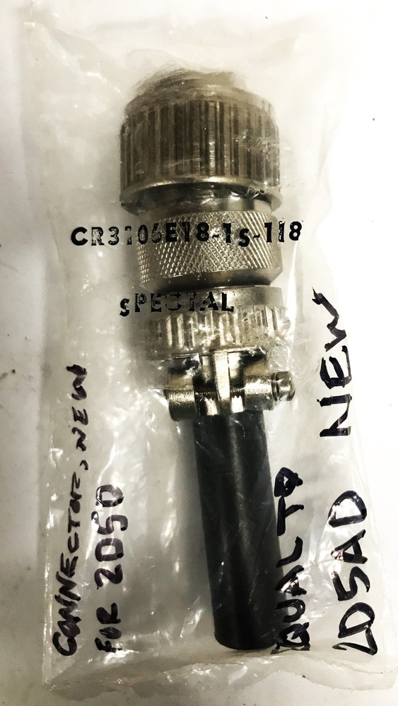 Crown Connectors Pressurized Controller Plug CR3106E18-1S-118 NOS