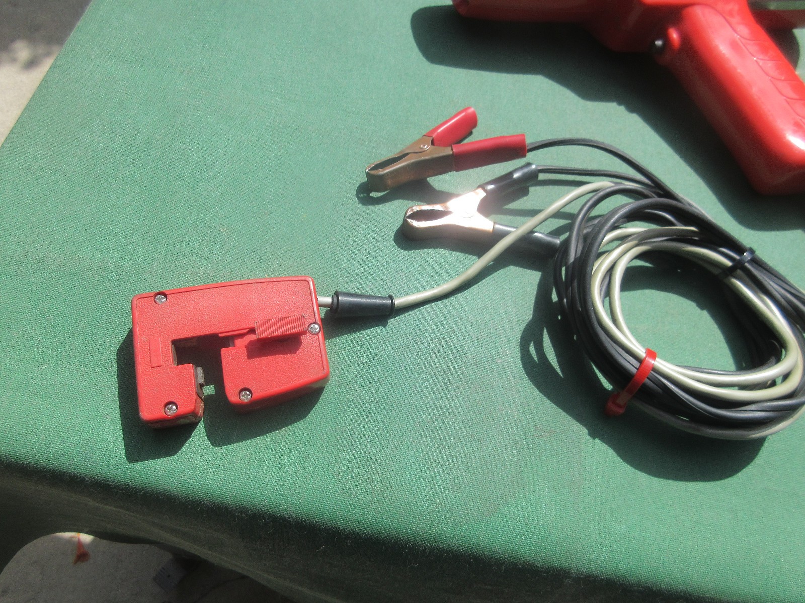 SNAP-ON MT 212 - 12 VOLT TIMING LIGHT TESTED & WORKING " FORD-CHEVY-MOPAR "NICE