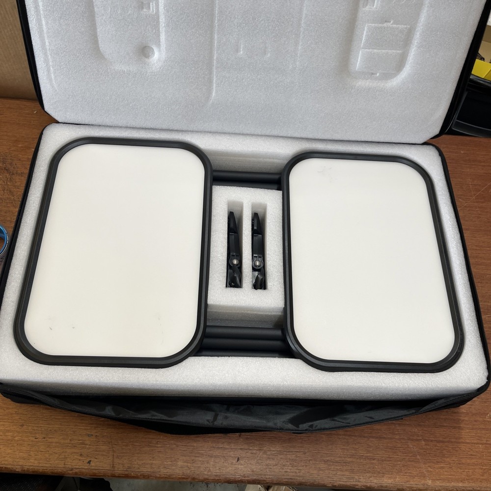 NEEWER RGB168 LED Video Panel Light