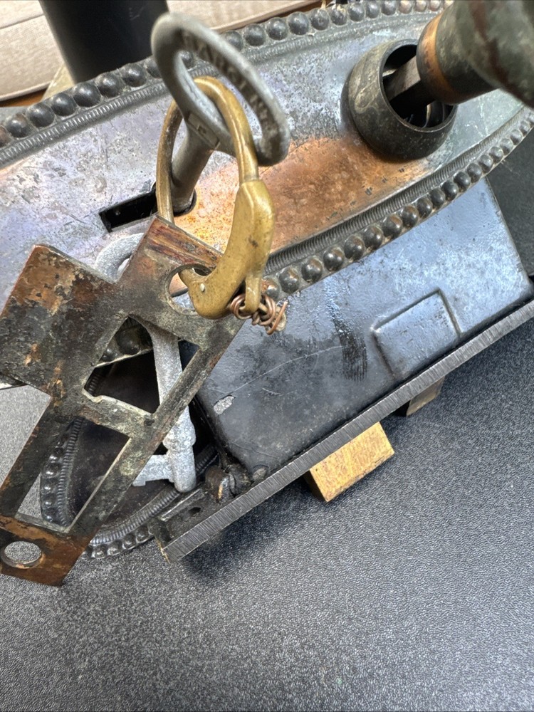 Sargent Bronze Beaded Edge Passage Set Oval Knobs & Plates Original Key