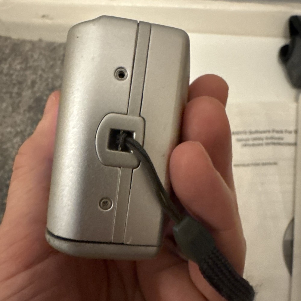 Sanyo VPC-560ex Digital Camera