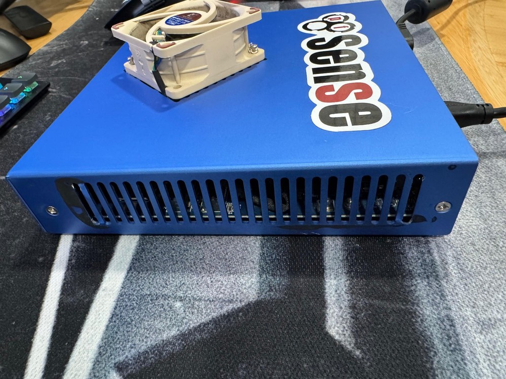 Netgate pfSense SG-4860 Firewall 8GB RAM, 32GB Storage fair condition