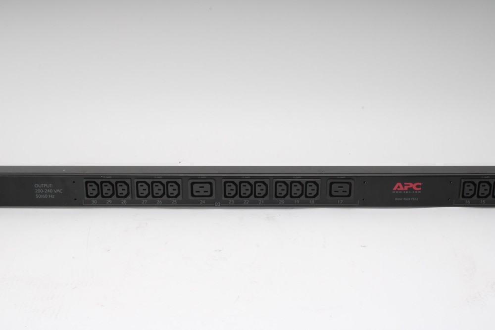 Schnieder Electric APC AP7599 Rack Power Distribution Unit