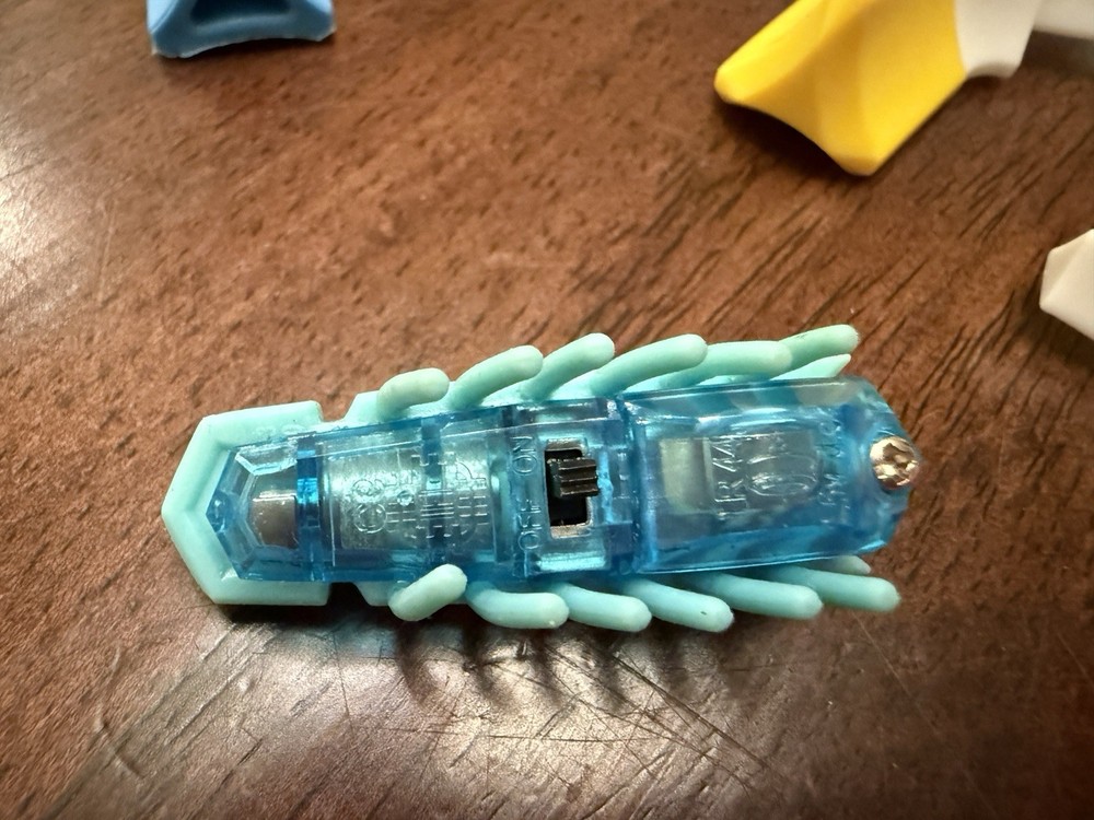 Hexbug Flash Nano Single Interactive Sensory Vibration Toy for Kids Used