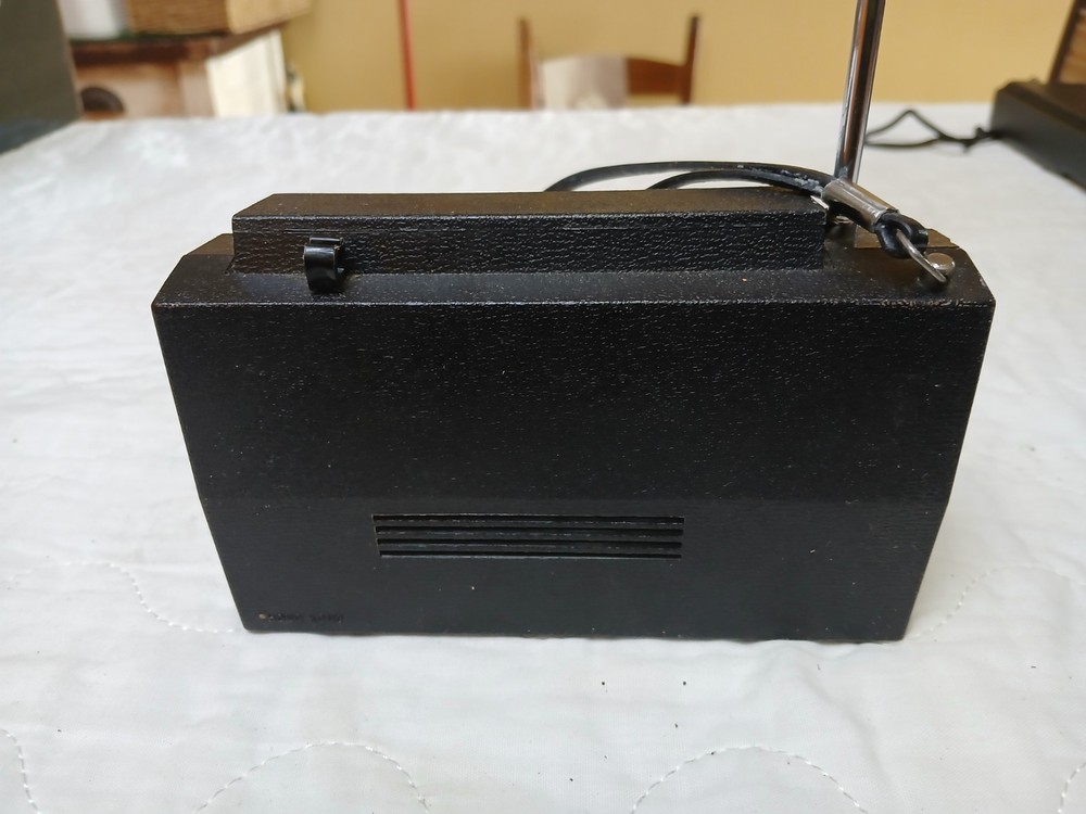 Sears Silid STATE AM & FM Transistor Radio