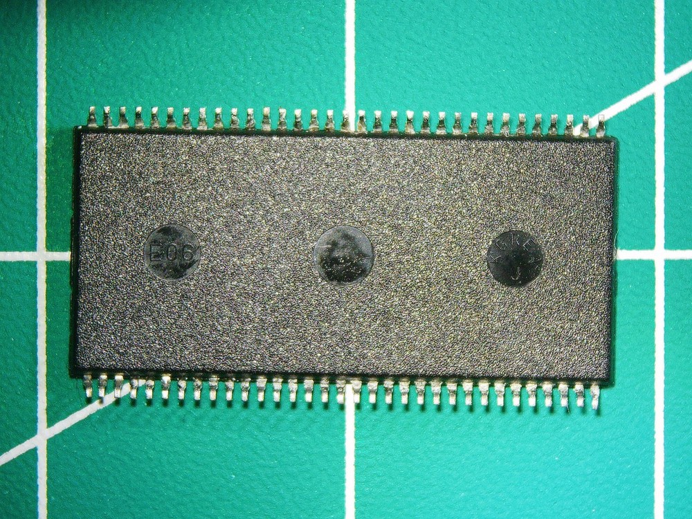 Hynix HY5DU561622FTP-4 256Mbit DDR SDRAM TSOP-66 Pulled Working