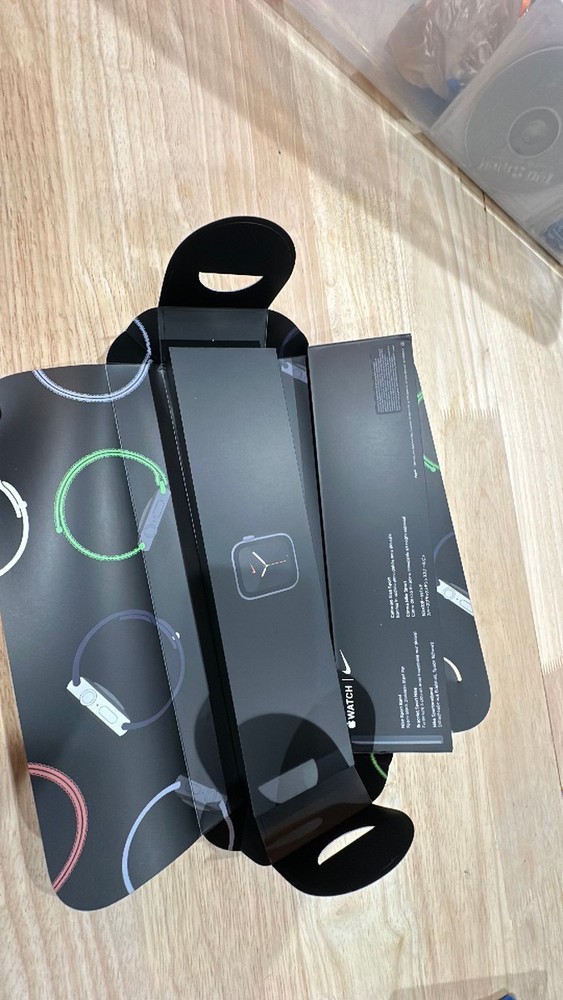 Apple Watch *** PACKAGE AND BOX ONLY***