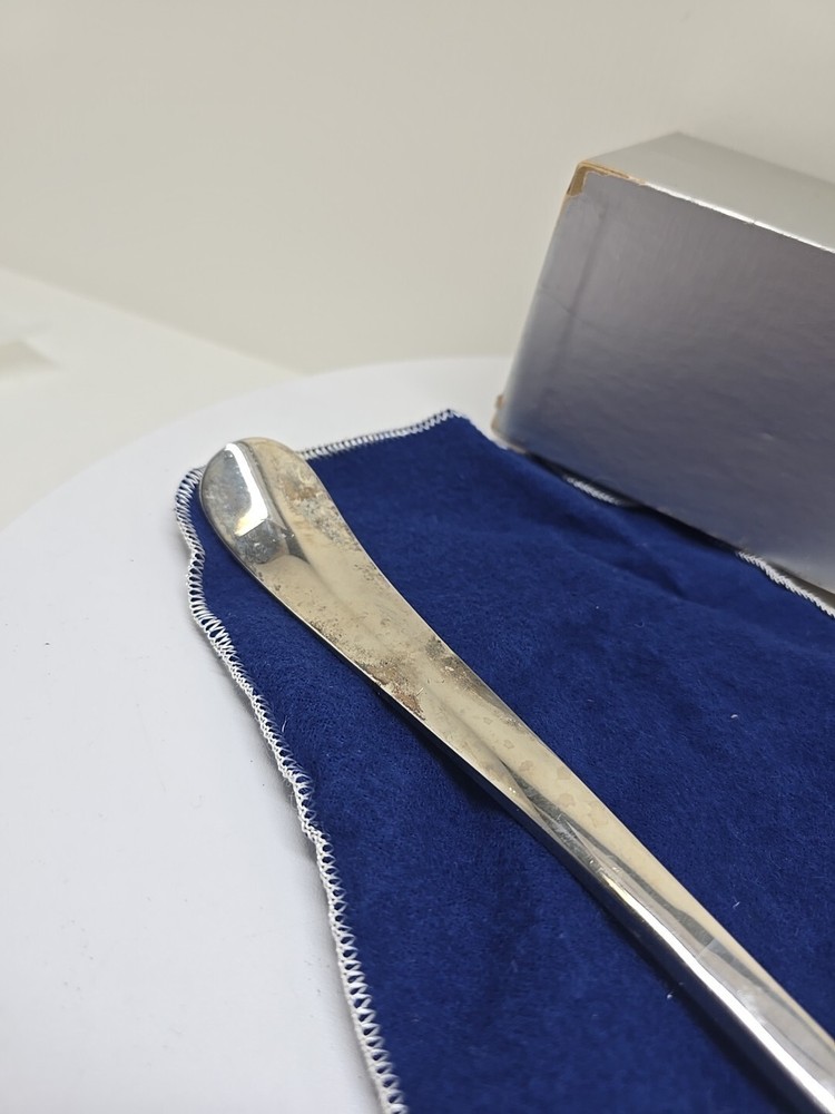 Great Large Serving Ladle in Silverplate by Leonard, Used. D84