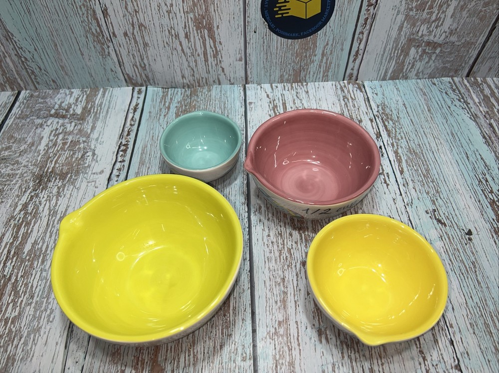 Ceramic Measuring Bowls Cups.Flip Flops 4 Piece Stacking Set