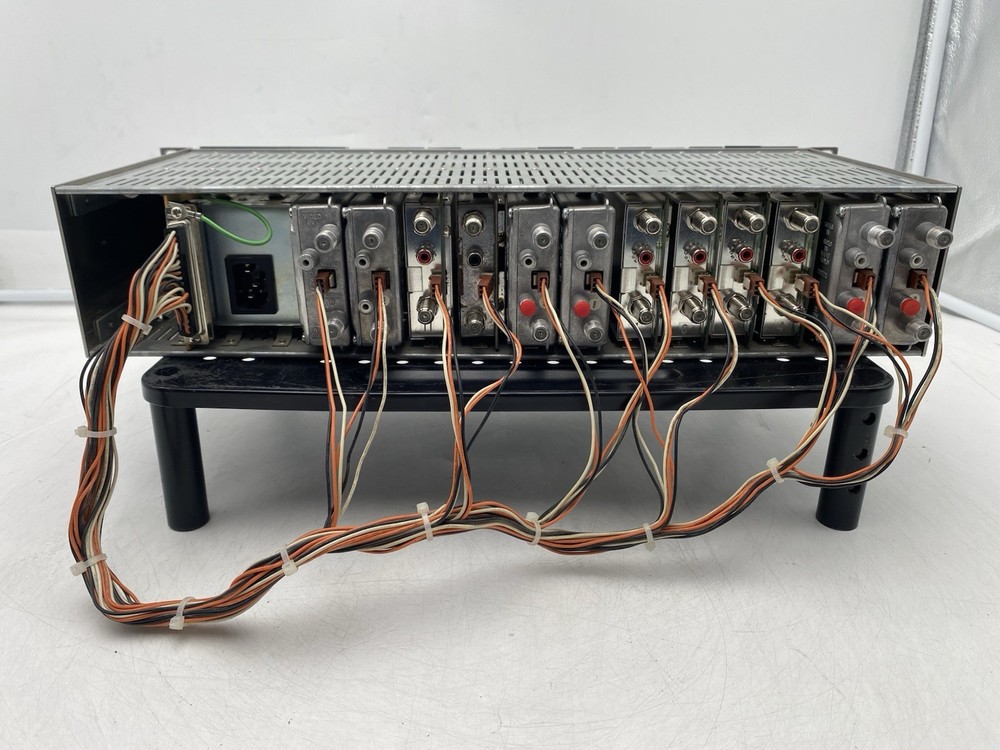 Blonder Tongue Labs MIRC-12 Modulator Chassis w/ Modules Read Description