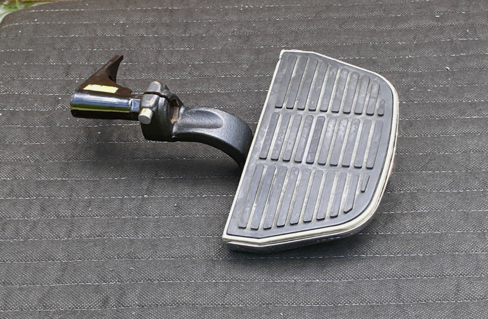 Harley-Davidson Rear Passenger Footboard Softails 50602-00A (Single Side) 00-17