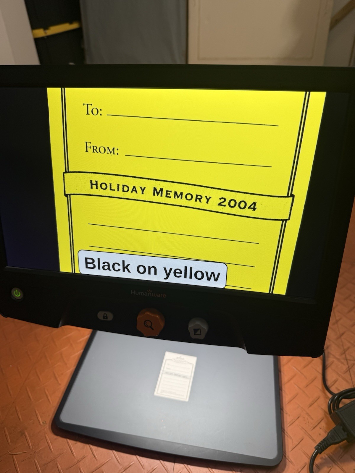 Humanware Reveal 16 Full HD Digital Video Magnifier With Rolling Case