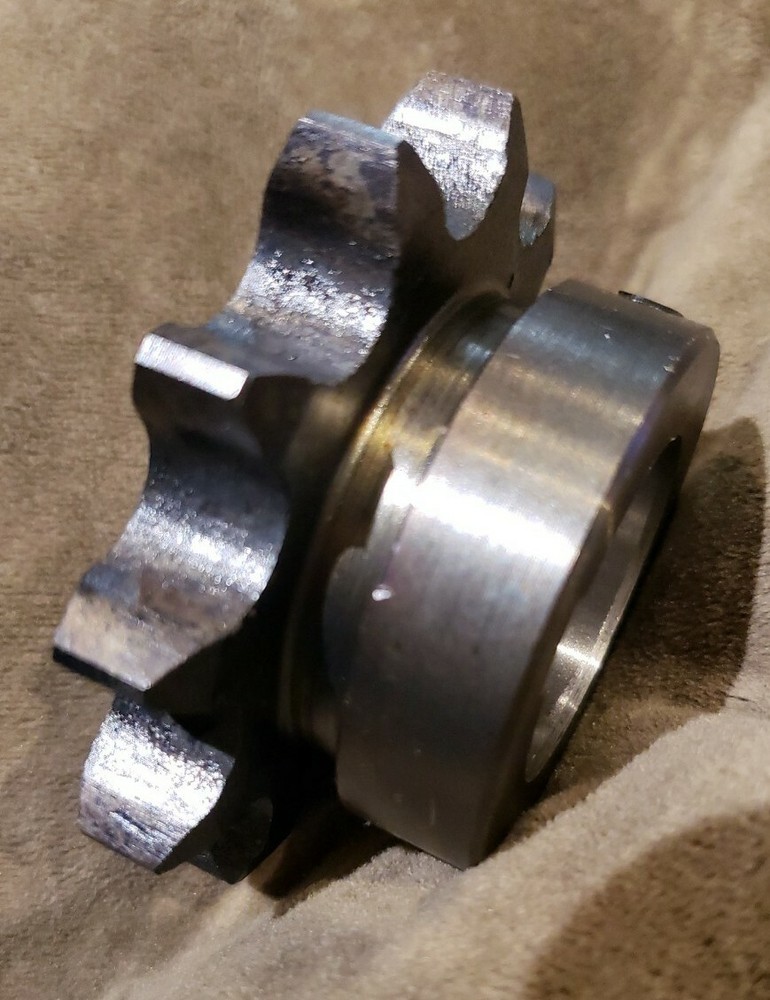NEW Bobcat Sprocket Part # 6531430 NEW !! Chain teeth loader Steer Motor Engine