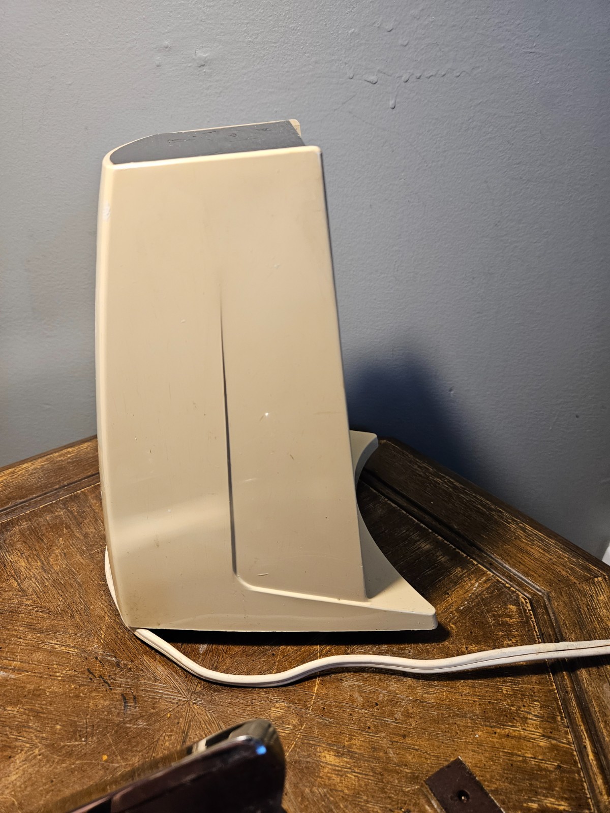 1970s HAMILTON BEACH SCOVILL ELECTRIC MEAT GRINDER AND SALAD MAKER MODEL 223