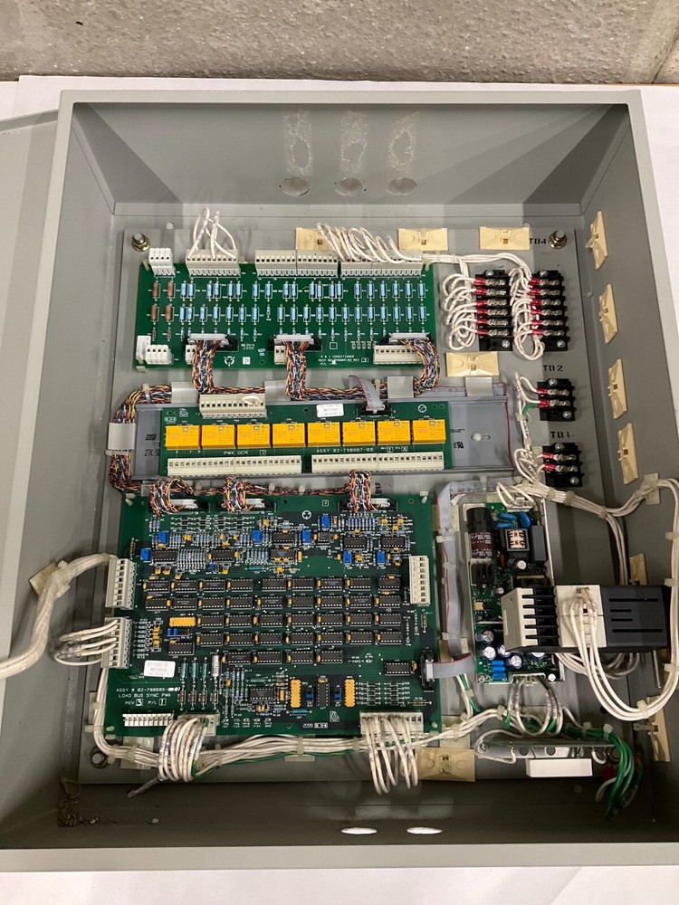 Liebert Extended Load Bus Synchronization Remote Panel (ELBS) 83-791339-11