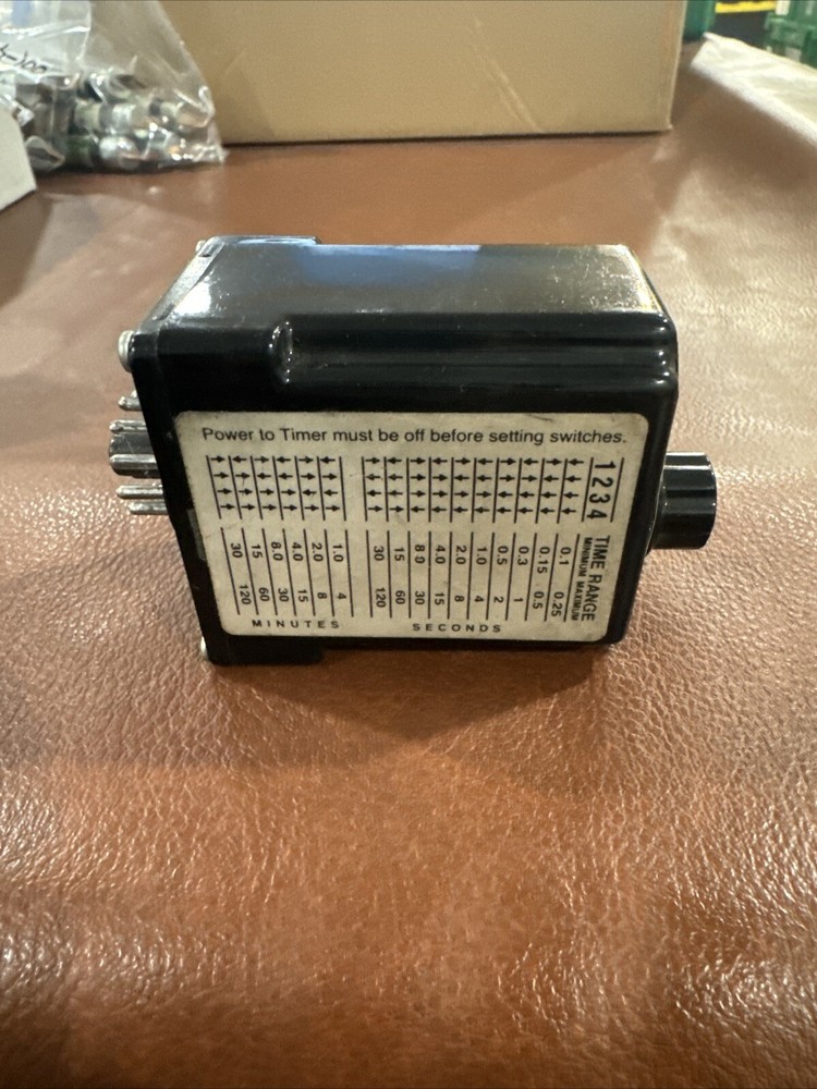 Macromatic SS61622 Programmable Timer 120VAC/DC #GLB-2-8