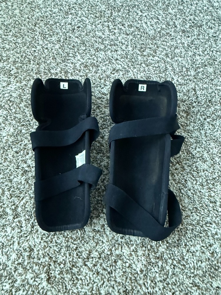 Fox Racing Knee & Shin Guards Pre Owned Youth