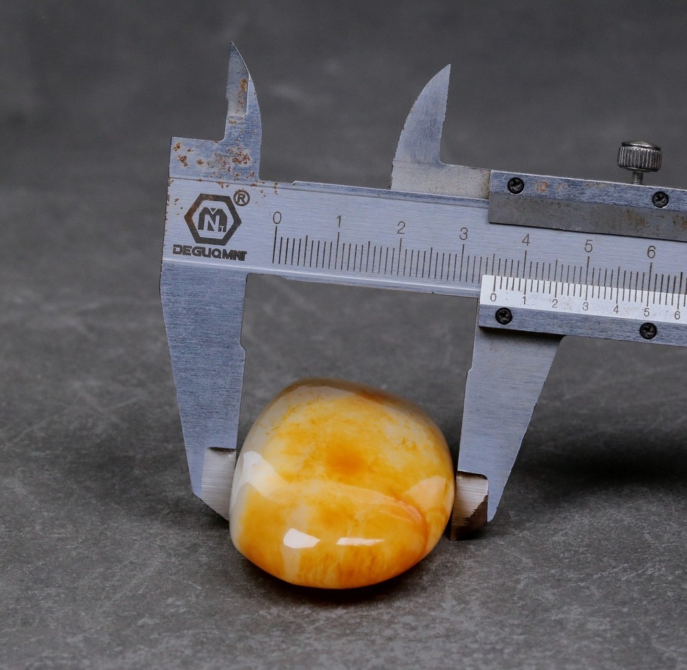 Certified 100% Hetian jade(Nephrite) Raw stone 和田玉原石 78G