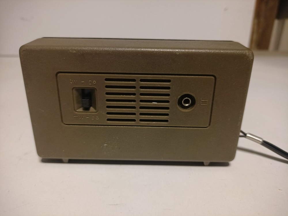 Vintage Philips LW MW Transistor Radio – Untested – Scratched Initials