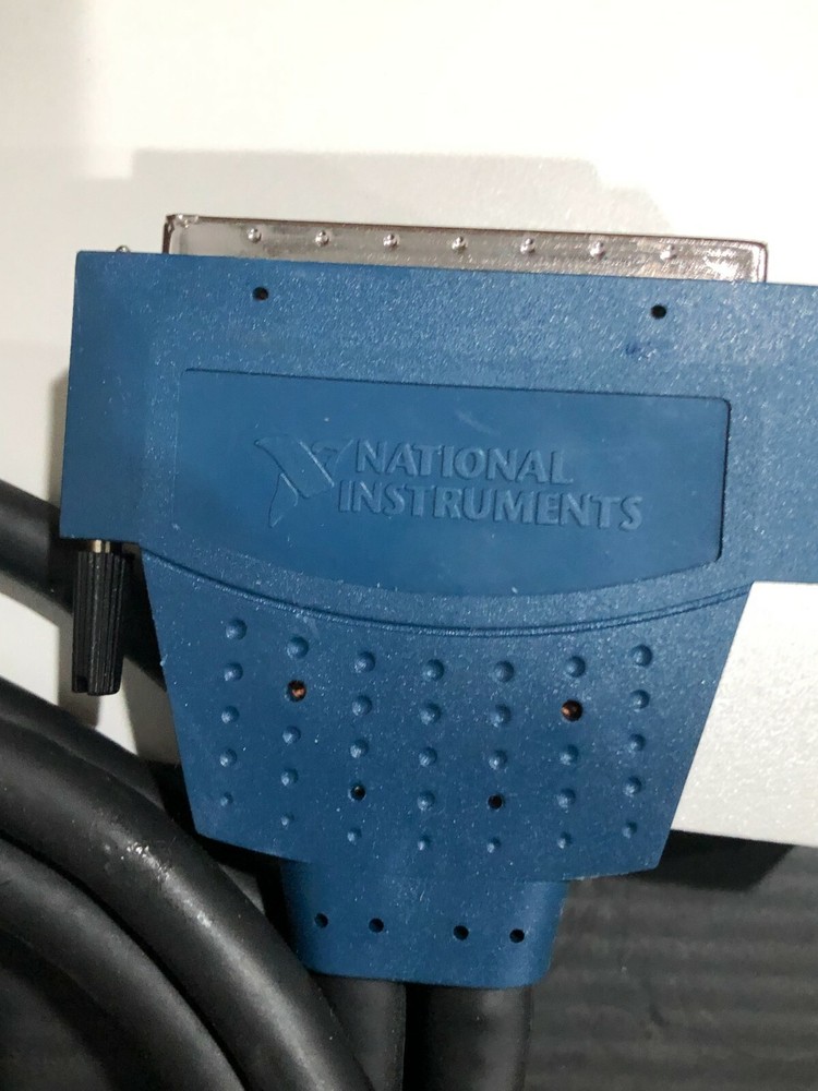 NATIONAL INSTRUMENTS- SCB-100 SHIELDED CONNECTOR BLOCK WITH SH100100 2m Cable