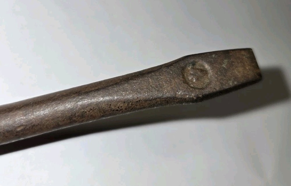 PERFECT HANDLE SIXTY SIX WINGED SCREWDRIVER # 4 IN GOOD USED CONDITION