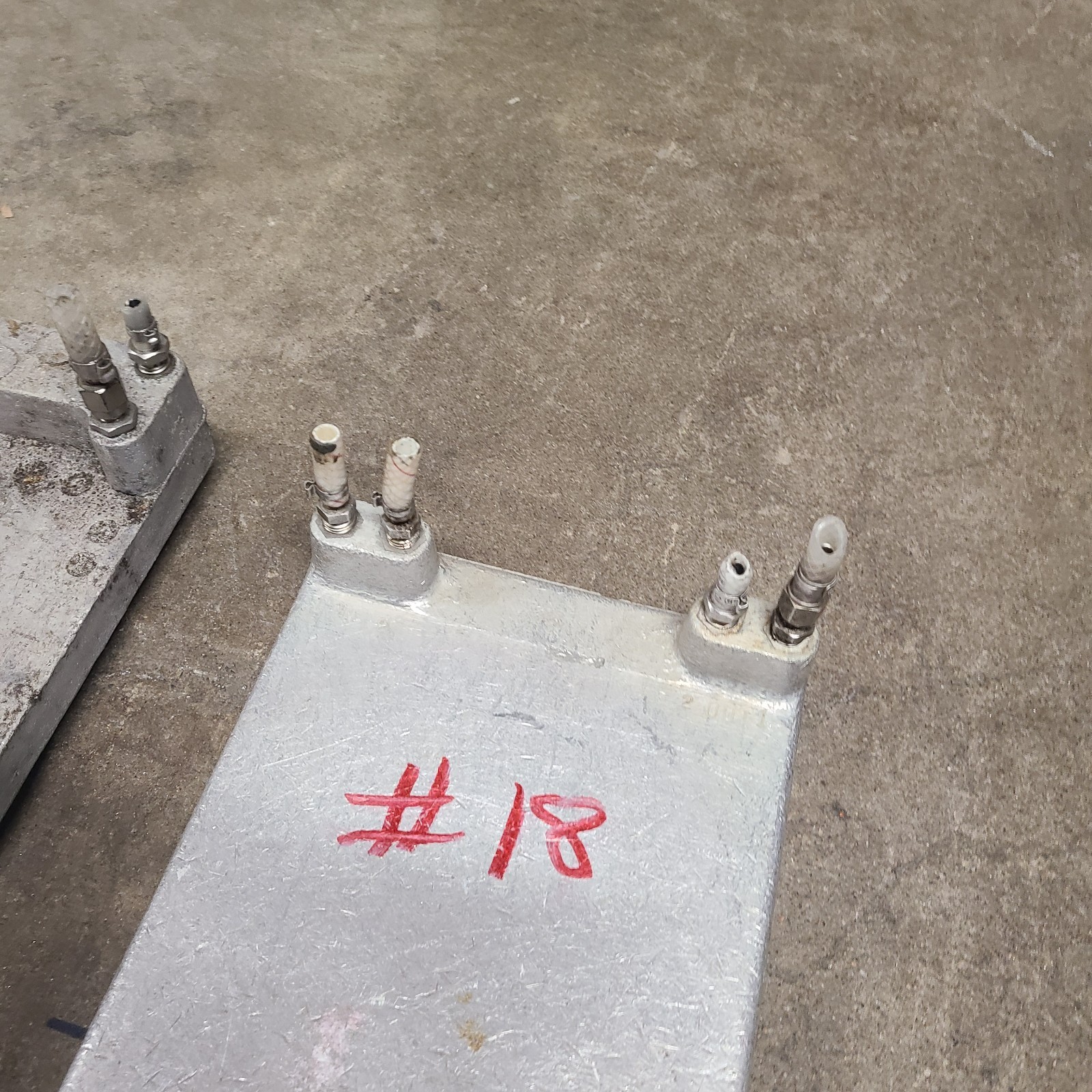 Aluminum Cold Plate Channel Beverage Seltzer Beer Soda Jokey Box