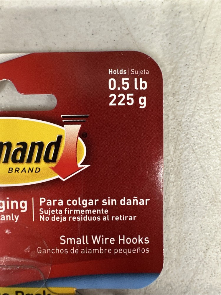 Command Small Wire Hooks 9 Hooks And 12 Strips 17067CLR-9ES {A}
