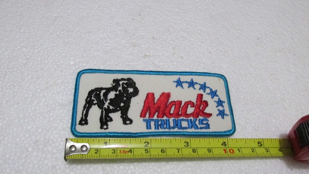 VINTAGE MACK TRUCKS EMBROIDERED PATCH 70'S