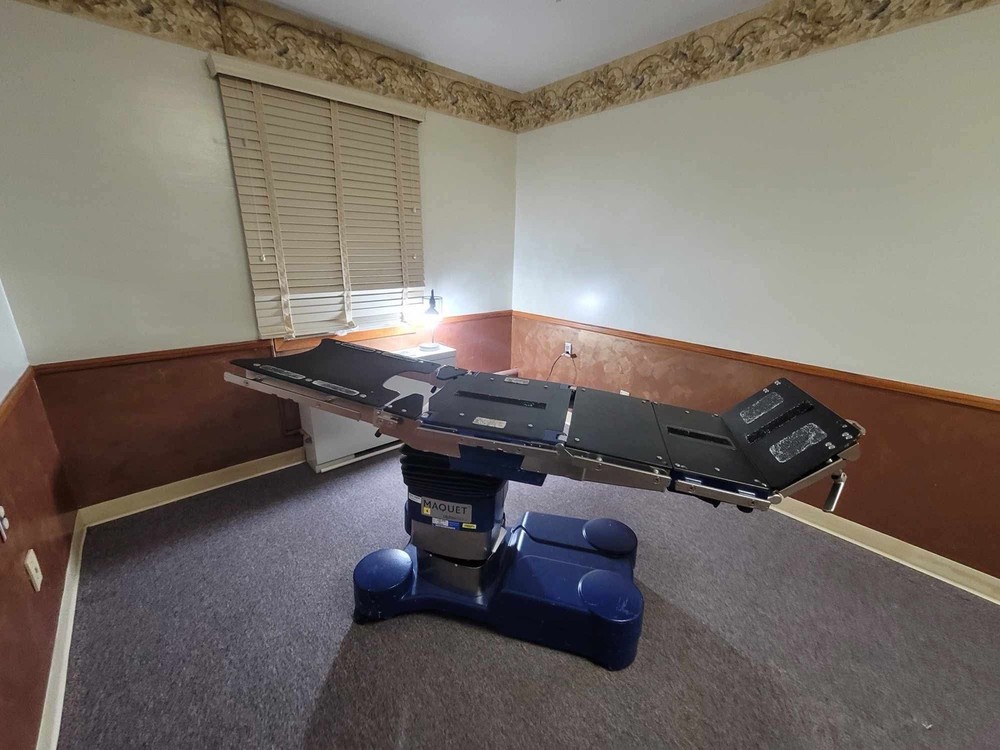 Maquet Alphamax Mobile Operating Table