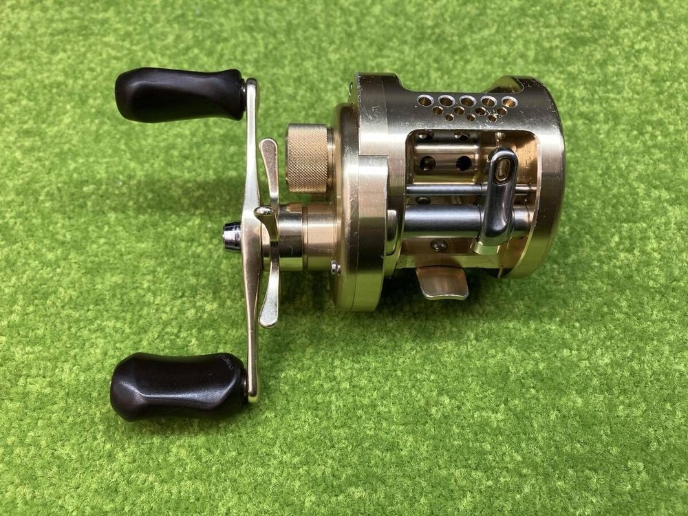 CONQUEST 200 Conquest Bait Reel