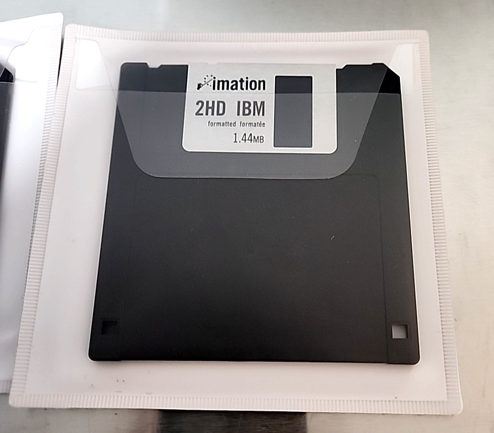Imation 3.5" Floppy Disks Diskettes 2 Pack IBM Formatted 1.44MB 2HD