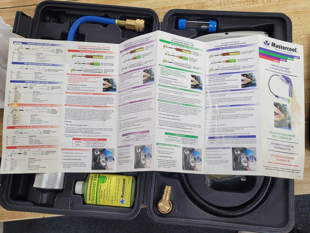 Mastercool Complete Electronic & UV Leak Detection Kit 55200 Master Cool w/Case